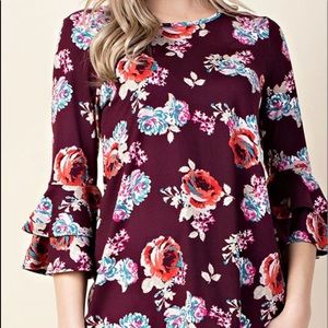 Bell sleeve top